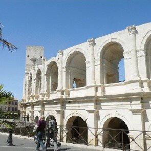 Hôtel Arles Plaza***