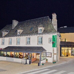 Auberge de la Xaintrie***